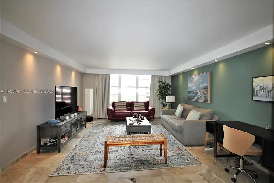 5161 Collins Avenue #1610, Miami Beach, FL 33140 - #3