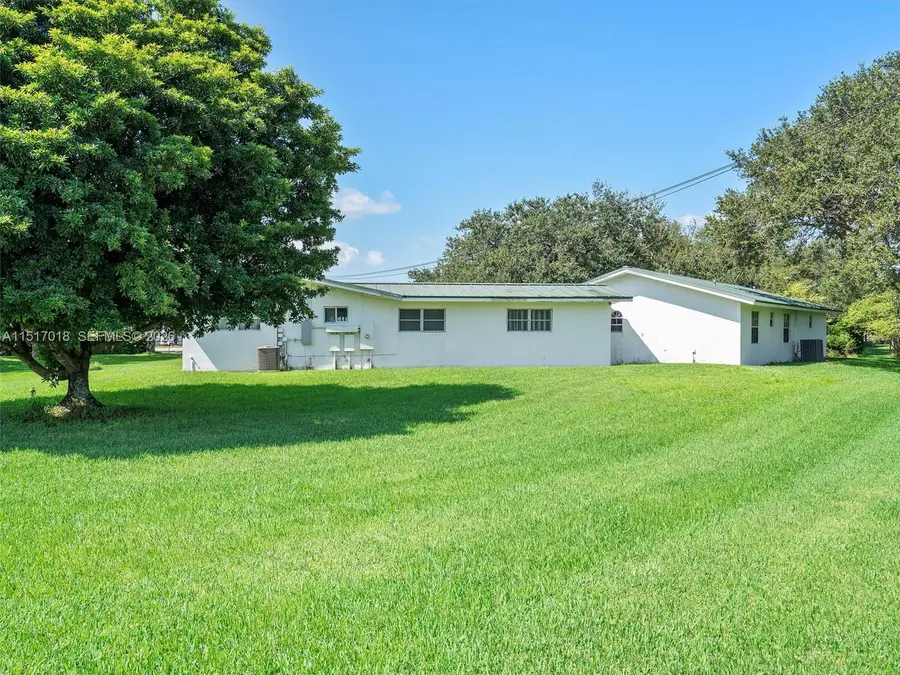 5901 SW 160th Avenue, Southwest Ranches, FL 33331 - #3