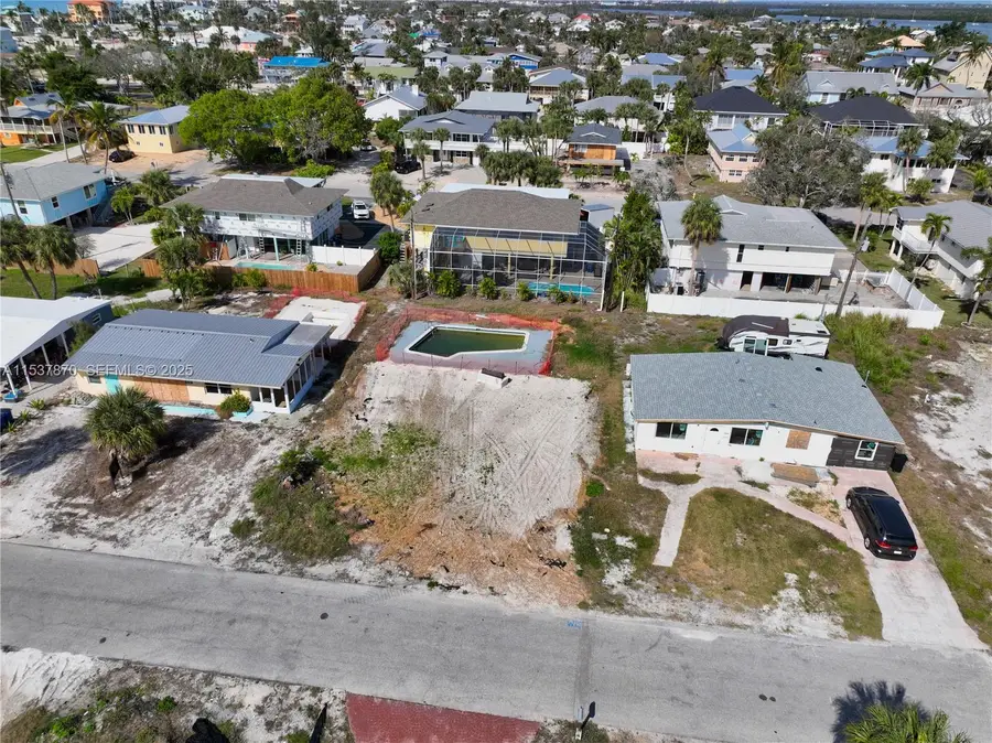 161 Hibiscus Drive, Fort Myers Beach, FL 33931 - #3