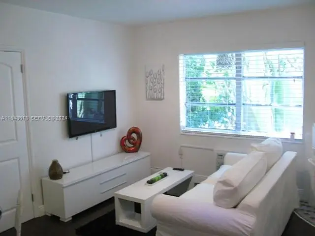 1525 Meridian Avenue #207, Miami Beach, FL 33139 - #3