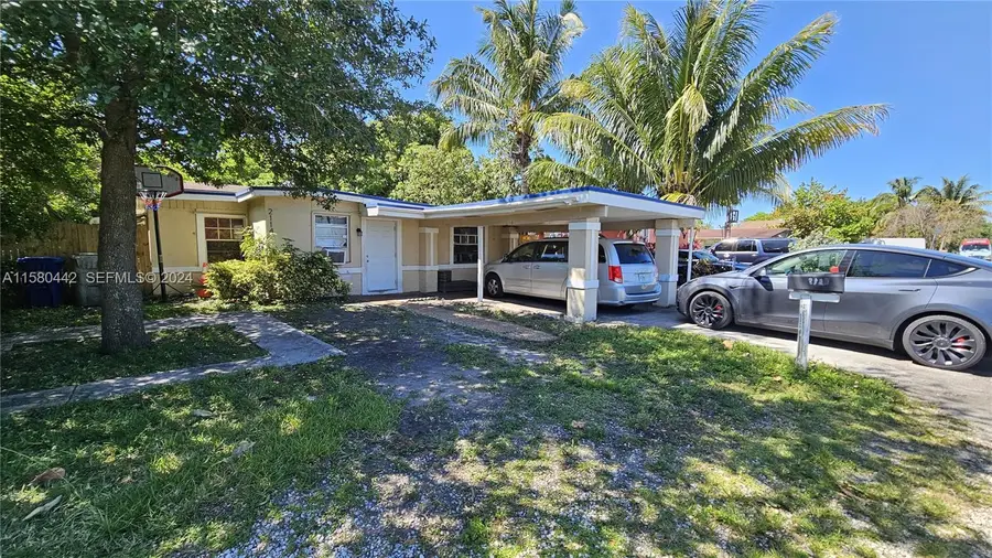 2114 NW 5th Street, Pompano Beach, FL 33069 - #2