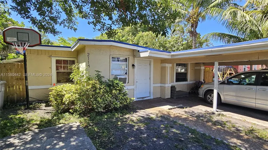 2114 NW 5th Street, Pompano Beach, FL 33069 - #3