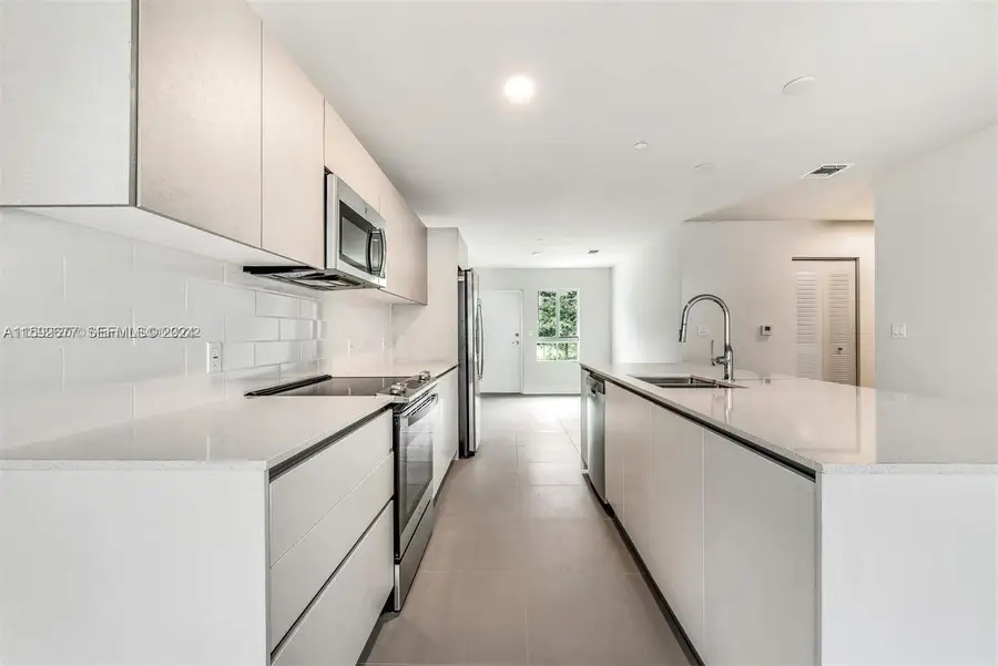 2561 NE 193rd Street #1103, Miami, FL 33180 - #3