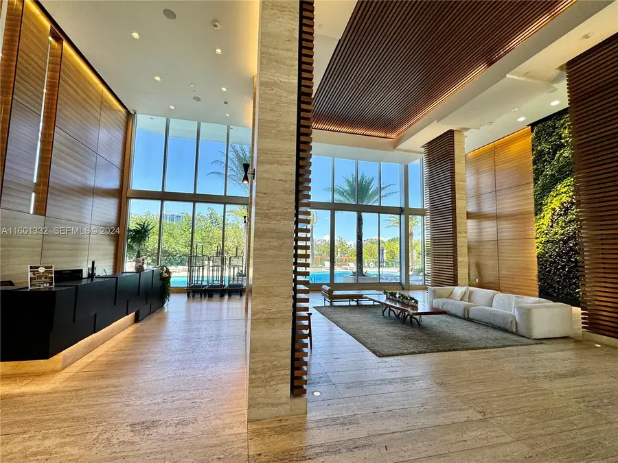 16385 Biscayne Boulevard #2421, North Miami Beach, FL 33160 - #3