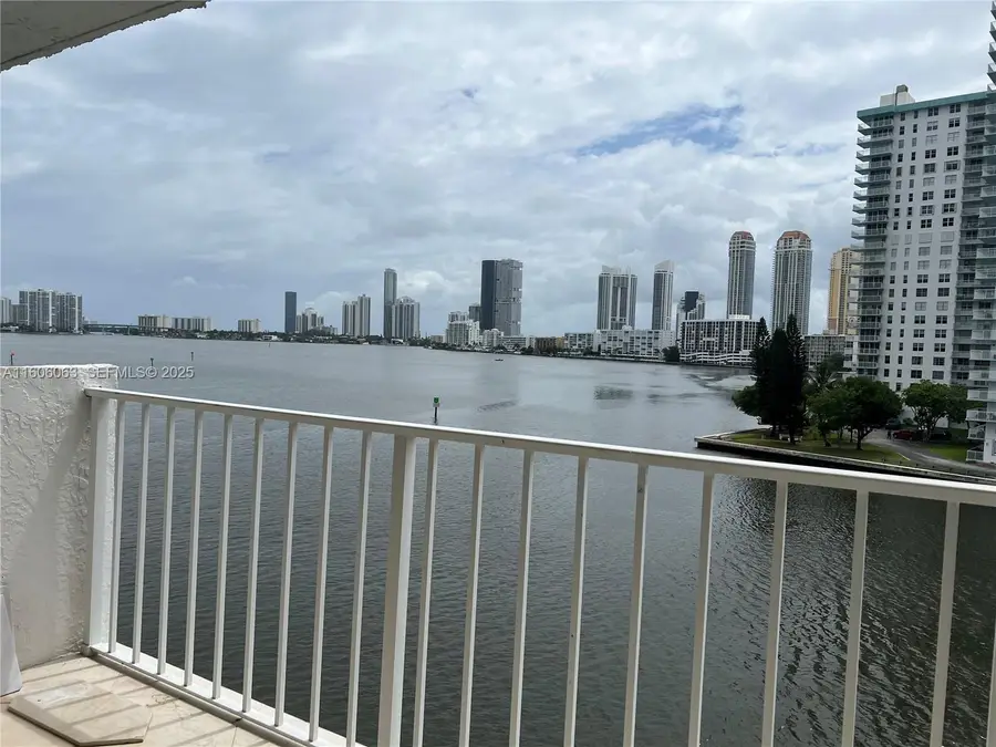 4000 NE 170th Street #604, North Miami Beach, FL 33160 - #3