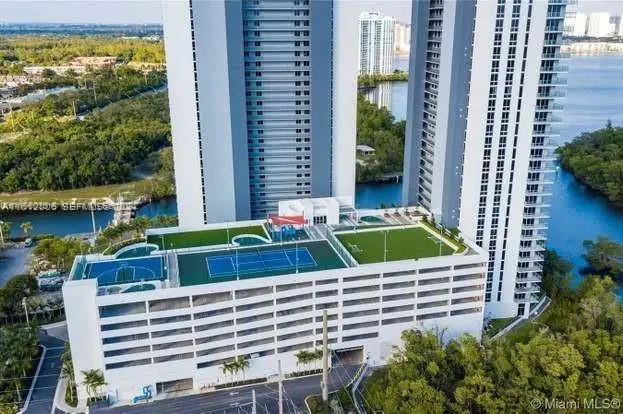 16385 Biscayne Boulevard #1418, North Miami Beach, FL 33160 - #3