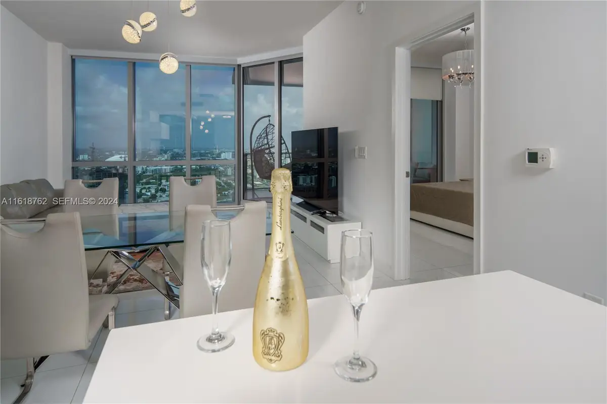 851 NE 1st Avenue #4406, Miami, FL 33132 - #1
