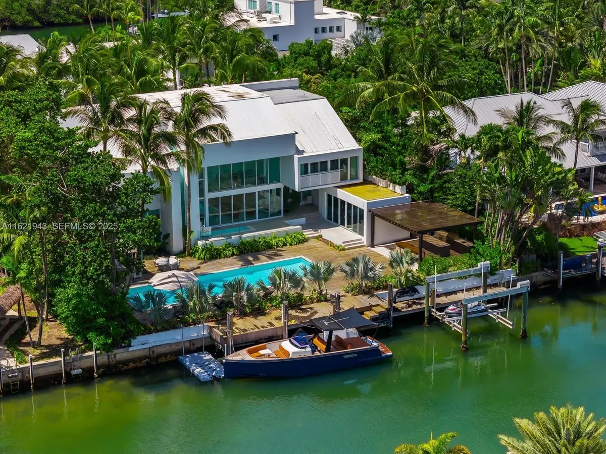 161 Cape Florida Drive, Key Biscayne, FL 33149 - #1