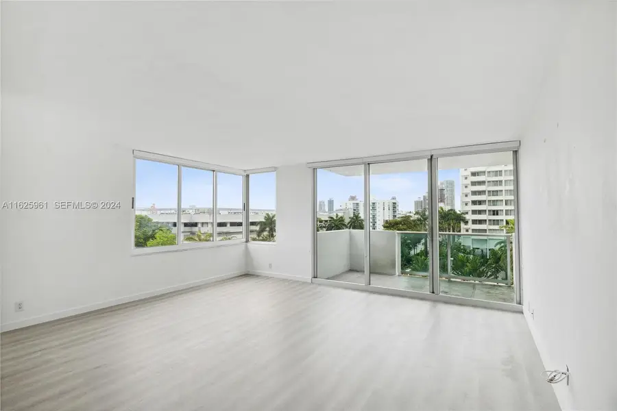 1200 W Ave 515 #515, Miami Beach, FL 33139 - #3