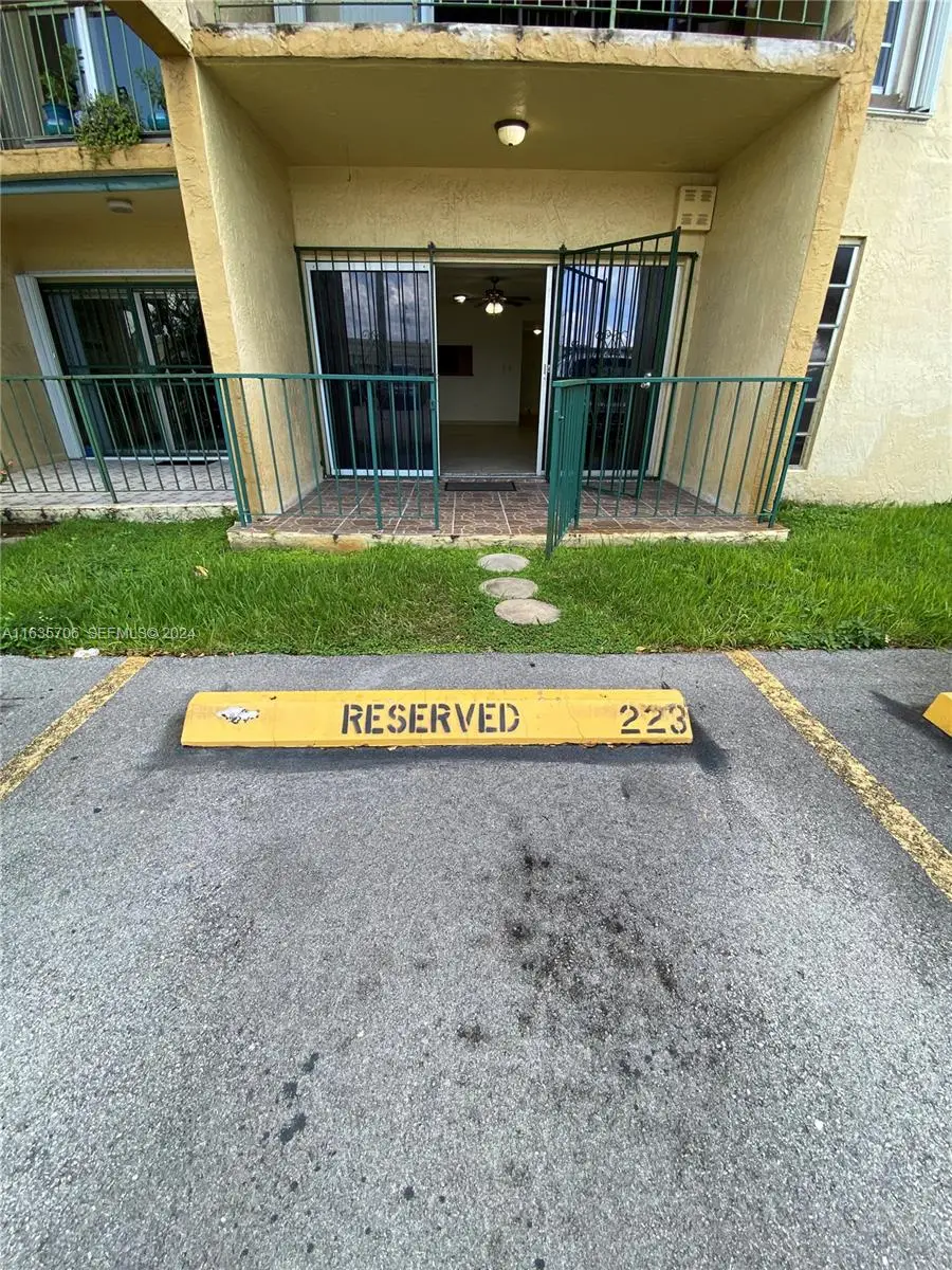 4525 W 20 Avenue #123, Hialeah, FL 33012 - #3