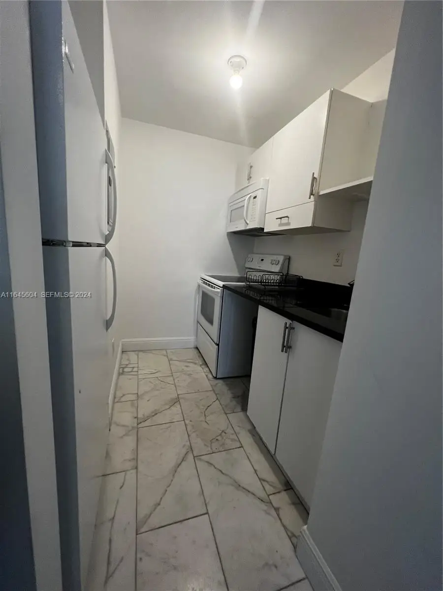 920 Jefferson Avenue #3, Miami Beach, FL 33139 - #3