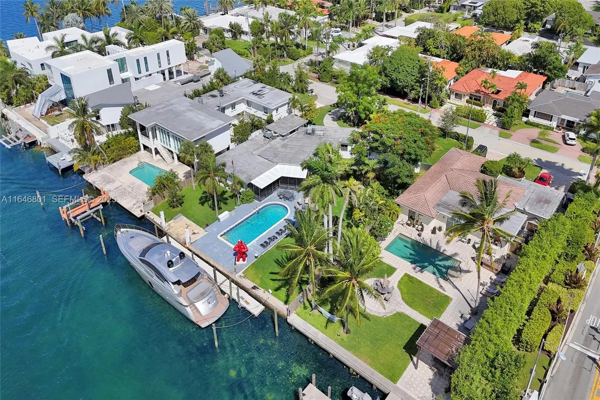 1020 S Shore Drive, Miami Beach, FL 33141 - #1