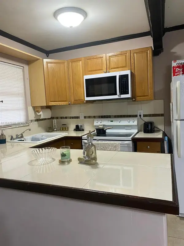 4050 NW 135th Street #20-1, Opa Locka, FL 33054