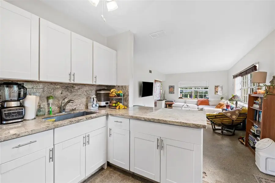 901 NE 16th Place, Fort Lauderdale, FL 33305 - #2