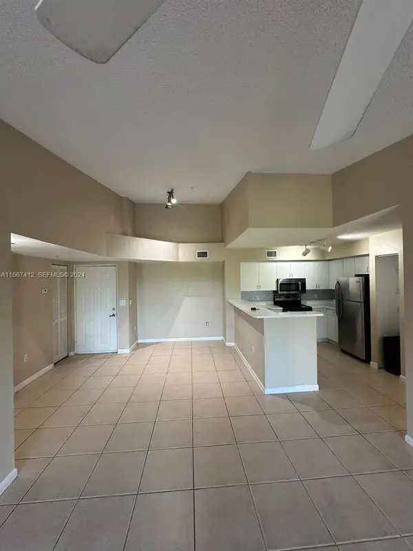4848 N State Road 7 #4305, Coconut Creek, FL 33073