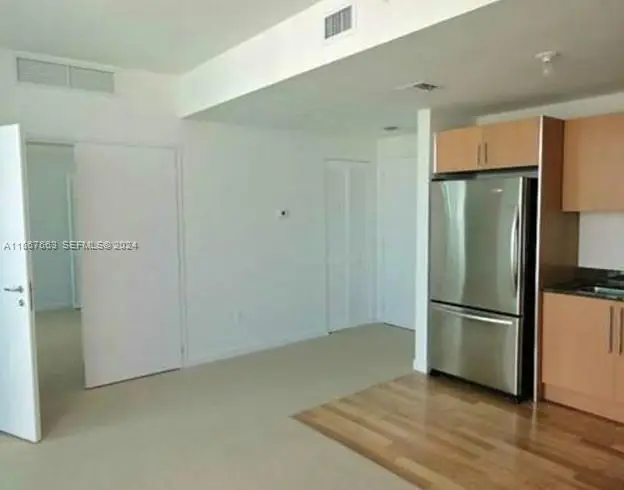 300 S Biscayne Boulevard #T-1703, Miami, FL 33131 - #3