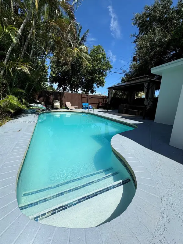 1829 NE 176th Street, North Miami Beach, FL 33162