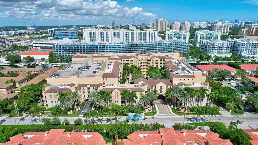 3001 NE 185th Street #114, Aventura, FL 33180 - #2