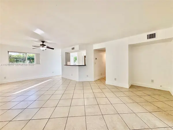 3405 NW 44th Street #104, Oakland Park, FL 33309