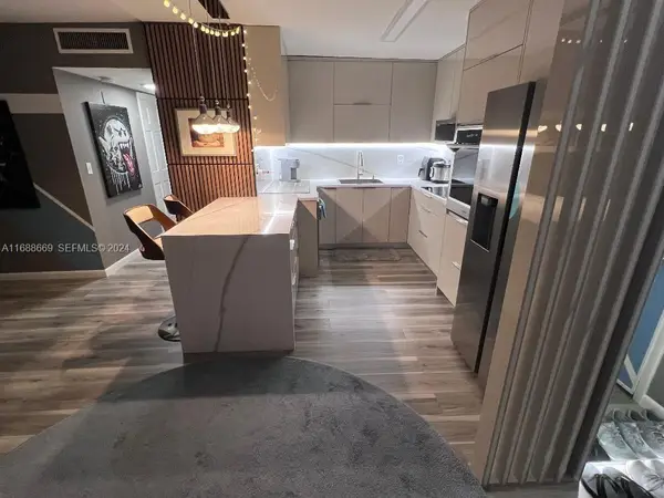 111 Golden Isles Drive #G5, Hallandale Beach, FL 33009