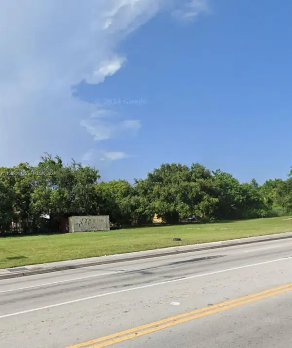 2065 NW 54th Street, Miami, FL 33142