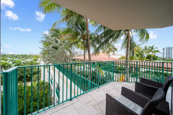 19900 E Country Club Drive #610, Aventura, FL 33180