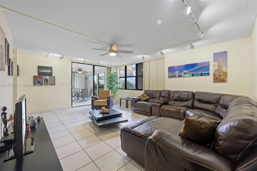 20401 NE 30th Avenue #3208, Aventura, FL 33180 - #3