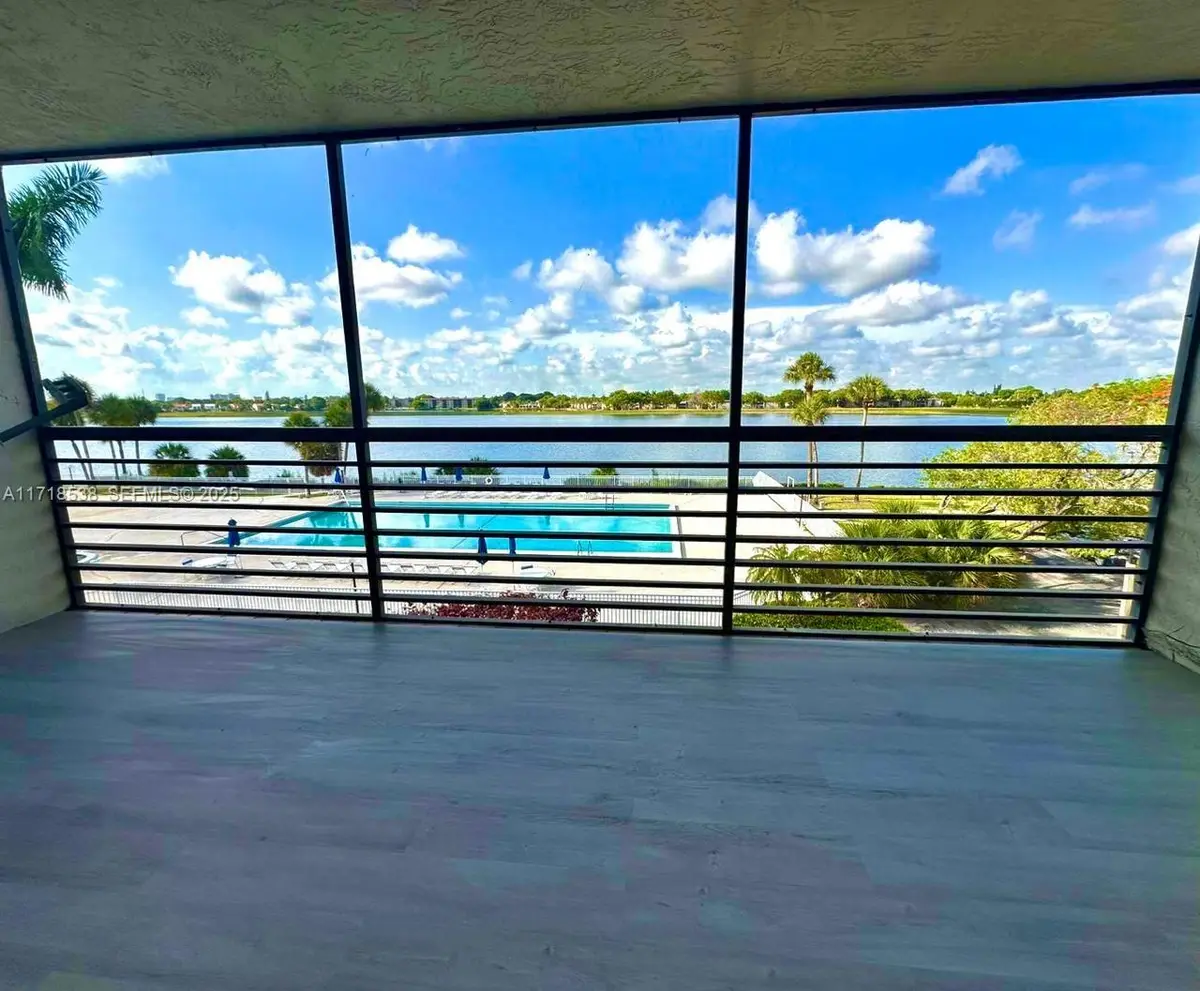 20840 San Simeon Way #305, Miami, FL 33179 - #1