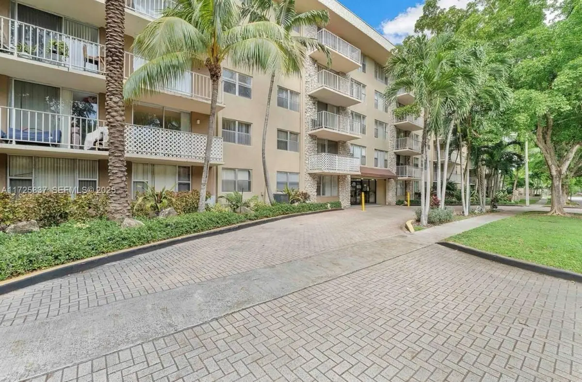 1805 Sans Souci Boulevard #429, North Miami, FL 33181 - #1