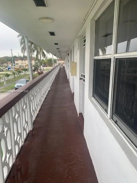 122 NE 204th Street #21, Miami Gardens, FL 33179