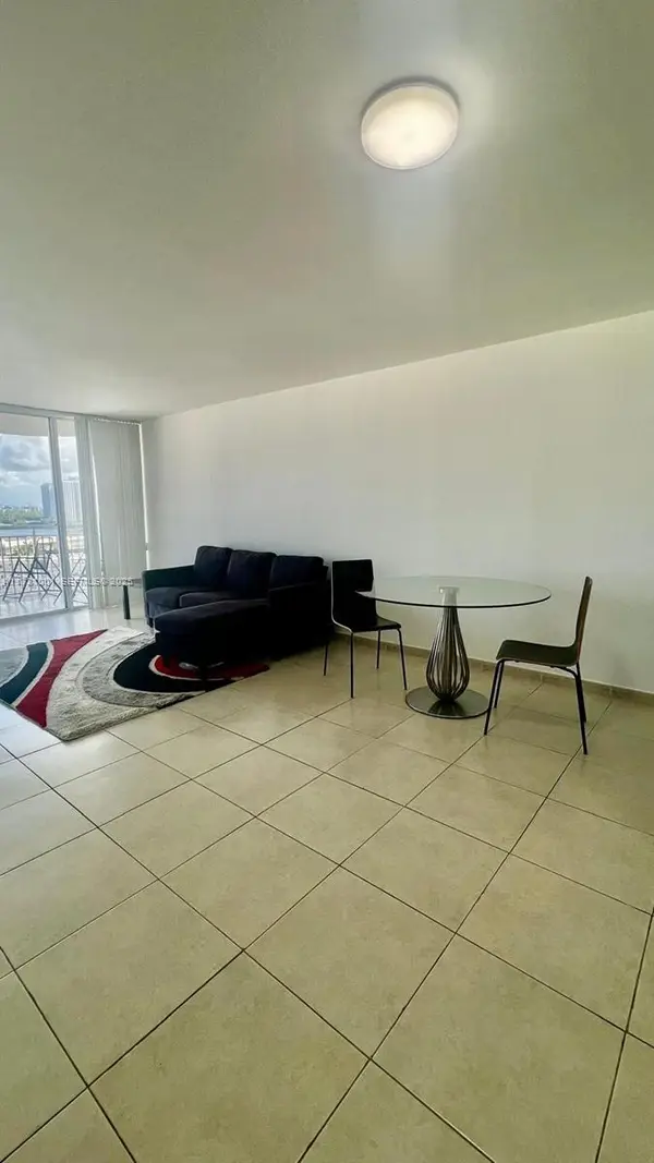 18031 Biscayne Boulevard #1103, Aventura, FL 33160