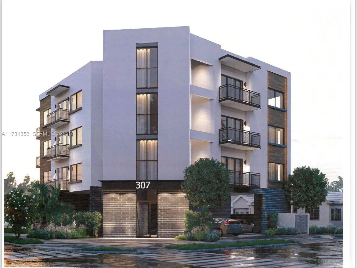 307 S 24th Avenue, Hollywood, FL 33020 - #1