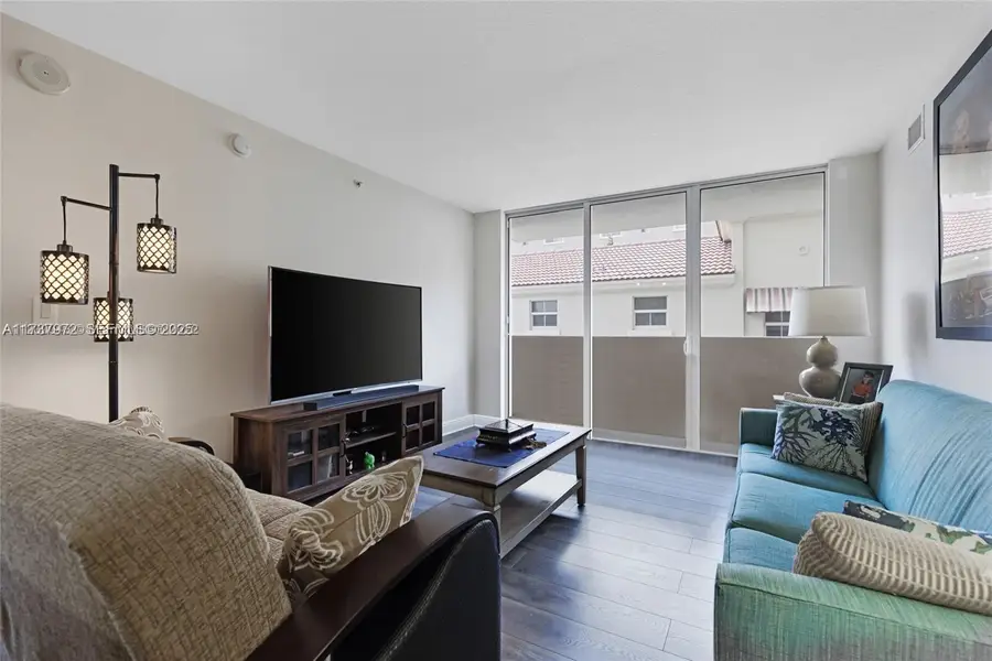 3232 SW 22nd Terrace #301, Miami, FL 33145 - #3