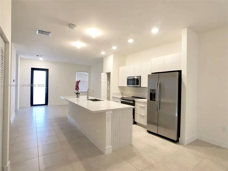 7925 NW 104th Avenue #25, Doral, FL 33178 - #3