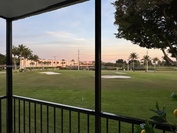 9200 N Hollybrook Lake Drive #208, Pembroke Pines, FL 33025