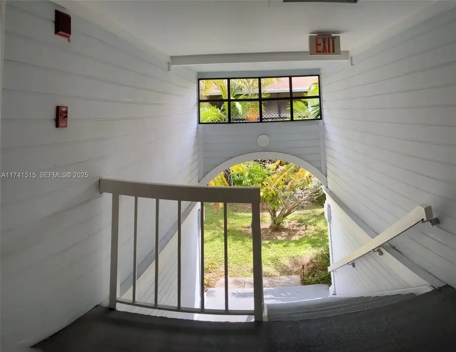 917 NE 199th Street #206, Miami, FL 33179 - #2