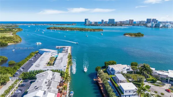 2700 NE 135th Street #32, North Miami, FL 33181