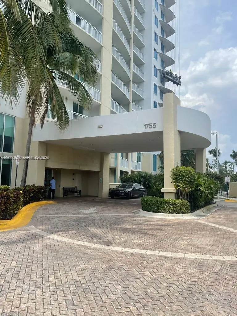 1755 E Hallandale Beach Boulevard #MEZ7E, Hallandale Beach, FL 33009 - #3
