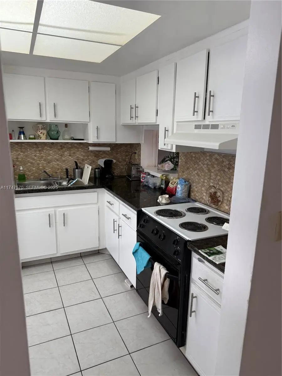 18555 NE 14th Avenue #618, Miami, FL 33179 - #3