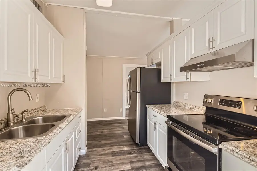1753 NE 178th Street, North Miami Beach, FL 33162 - #2