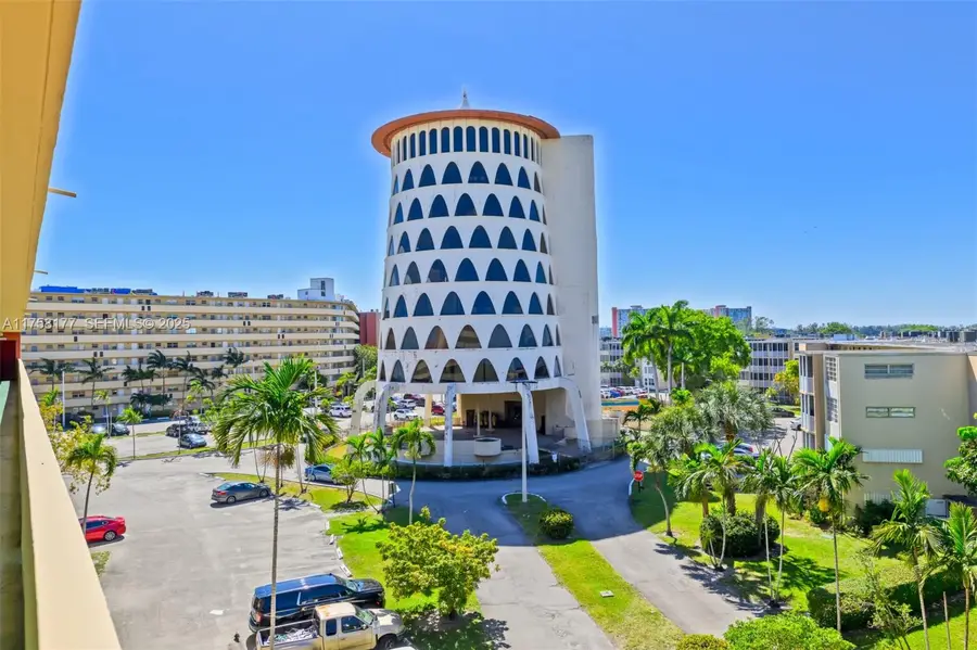 1770 NE 191st Street #5081, Miami, FL 33179 - #2
