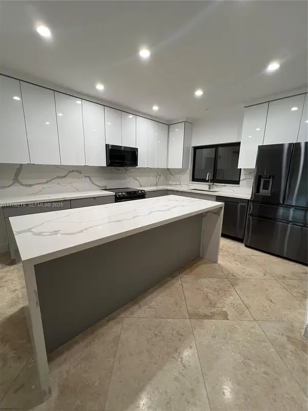 9008 SW 62nd Terrace #7-A, Miami, FL 33173