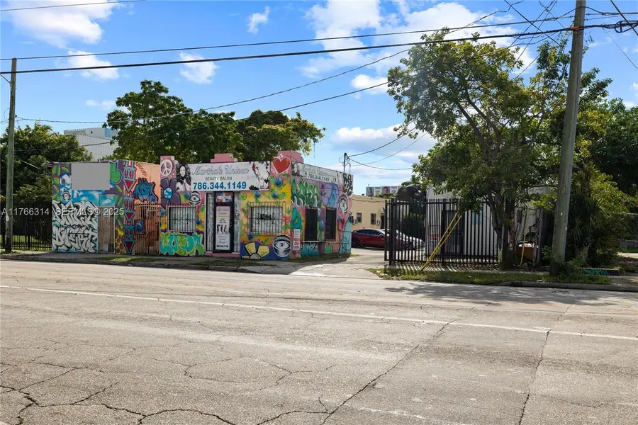 660,662,664 NW 29th Street, Miami, FL 33127 - #2