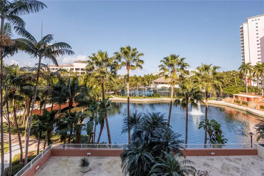 765 Crandon Blvd 307 #307, Key Biscayne, FL 33149 - #2