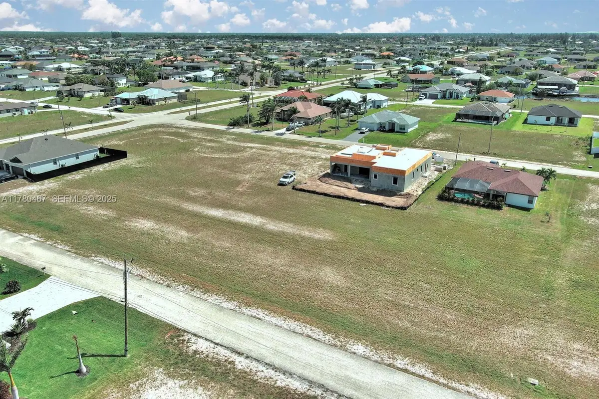 1037 NW 37th Place, Cape Coral, FL 33993 - #1