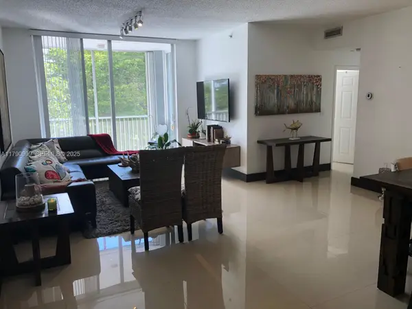 9725 NW 52nd Street #407, Doral, FL 33178