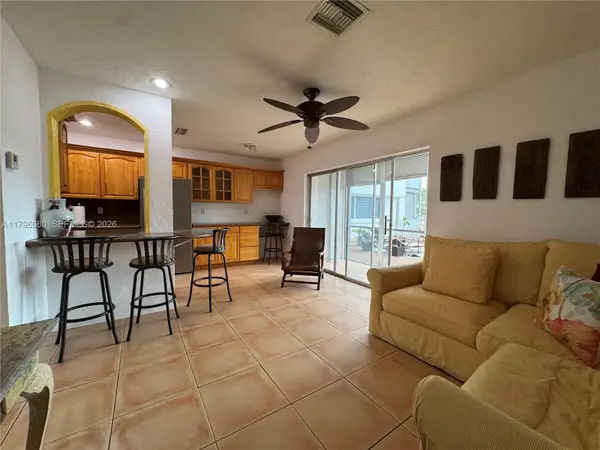 1700 Pierce Street #202, Hollywood, FL 33020