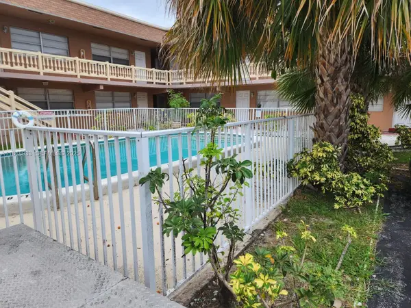 241 SE 9th Avenue #110, Pompano Beach, FL 33060