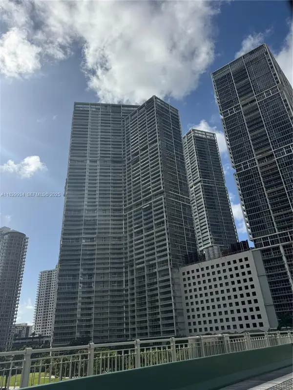 475 Brickell Avenue #4207, Miami, FL 33131