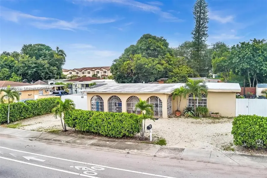 12840 NW 22nd Avenue, Miami, FL 33167 - #2